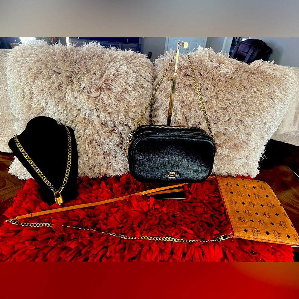 23.5” NWOT Bronze Chain.